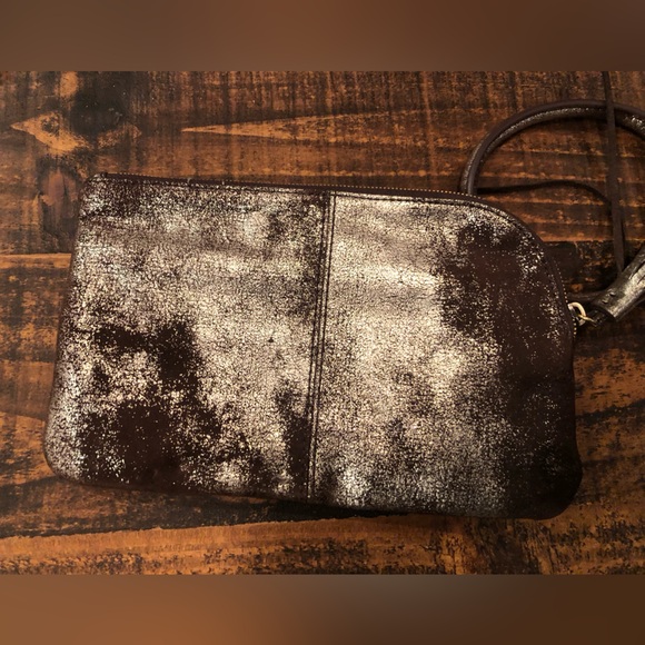 HOBO Metallic Gold and Rich Brown Wristlet - Picture 9 of 10